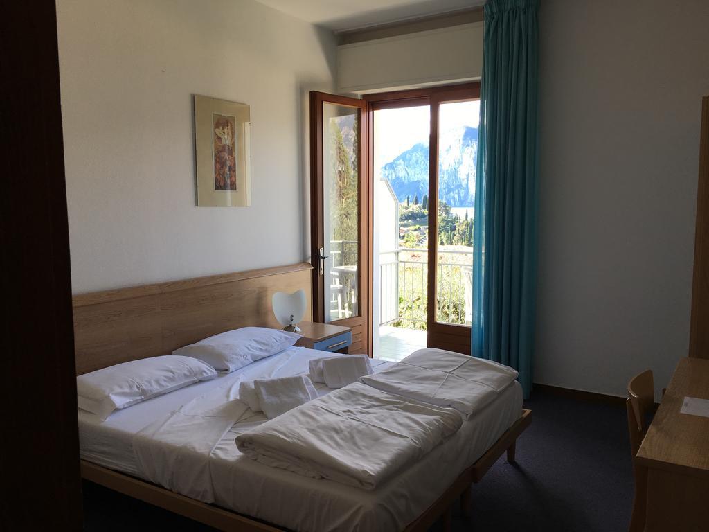 Casa Bianca Hotel Malcesine Phòng bức ảnh
